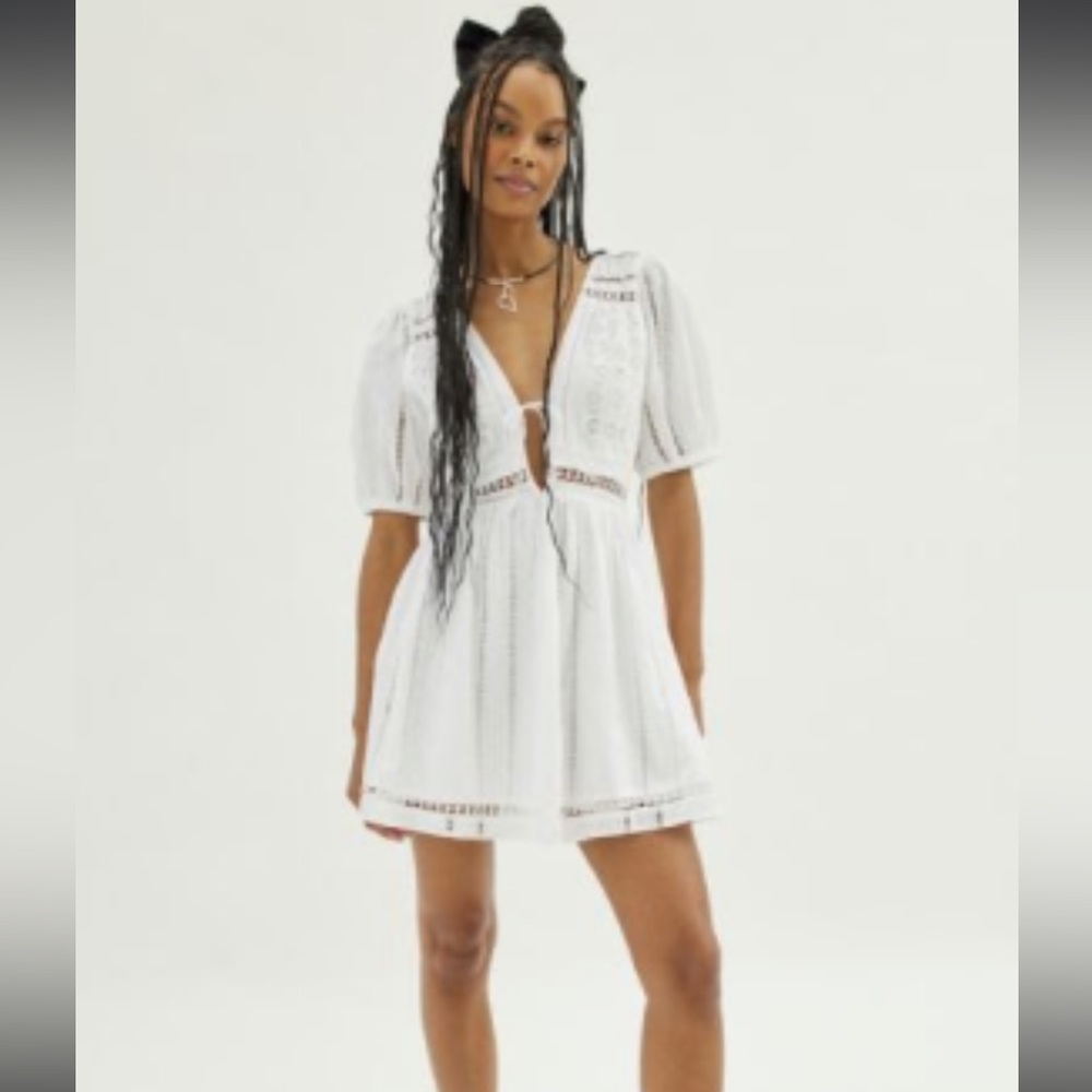 Urban Outfitters Marlee Eyelet Puff Sleeve Mini Dress - White